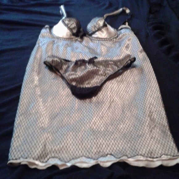 DONNA L'OREN LINGERIE - Picture 1 of 1